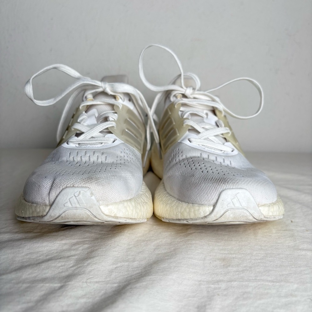 ADIDAS Powerboost White Grey Women Size 7.5 Sporty Athleisure Minimalist Neutral - Picture 8 of 13